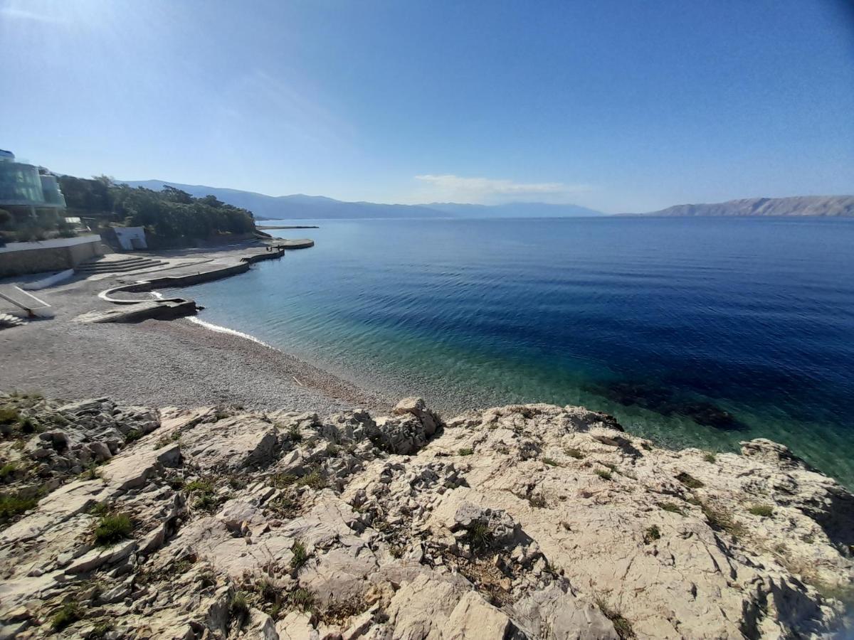 Apartman Vitamare 160 M From The Beach Novi Vinodolski Exterior photo